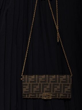 New Fendi FF Baguette Jacquard Wallet On Chain